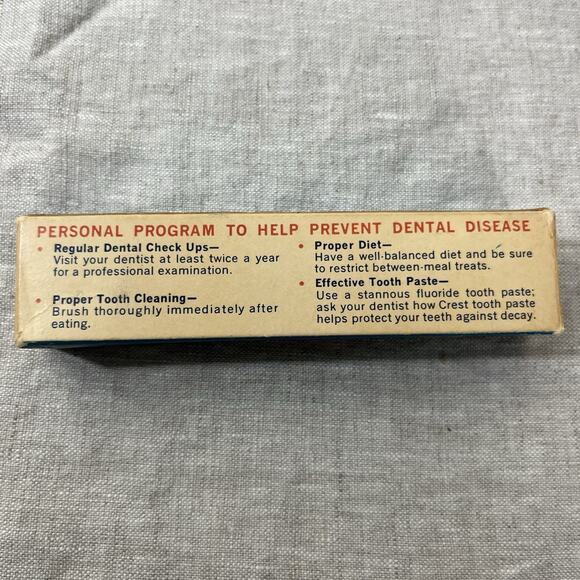 Vintage 1967 First Year Mint Flavor Tube‎ Crest Toothpaste NOS Fluoristan - Picture 3 of 8